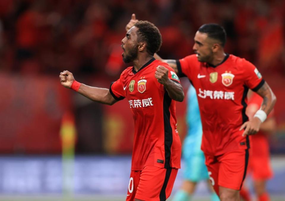 在德比四番, 次对阵申花