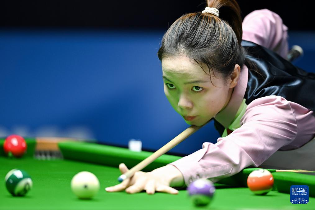 新华社记者, tenan