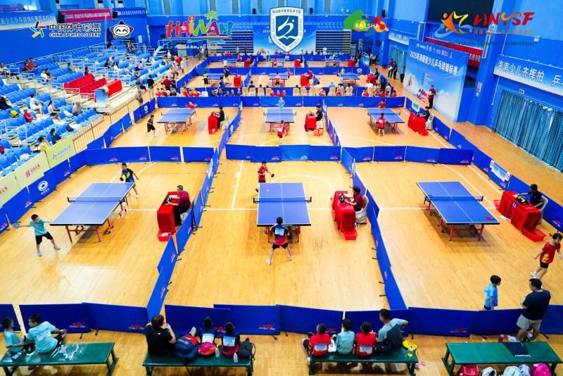 的对攻, 选手们弓身