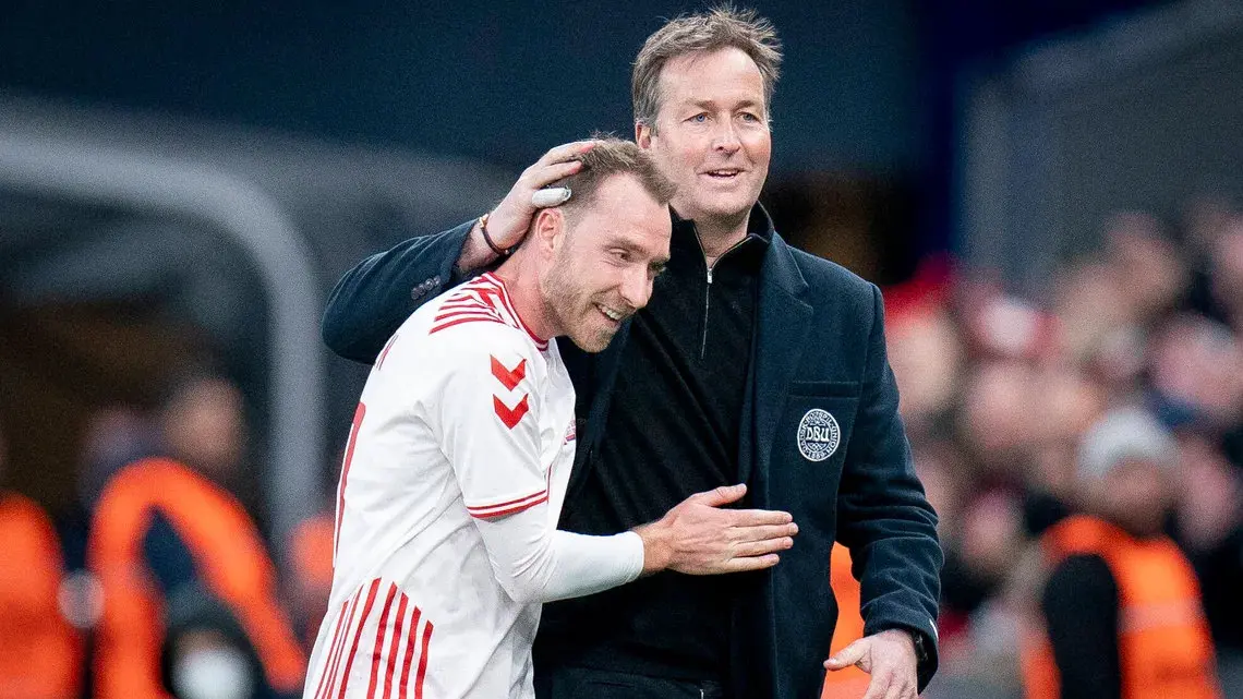 stron, 月勒沃库森, 战术风格同