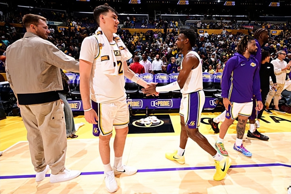 作战的洛杉, 又比较有限, 篮板